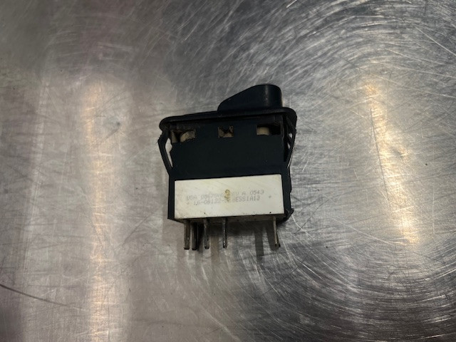 PETERBILT SWITCH 16-09122-5E8ESS1A13
