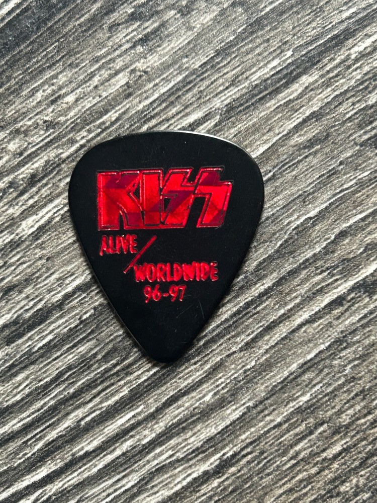 KISS Guitar Pick GENE SIMMONS Alive Worldwide Reunion Black Red Prism Vintage