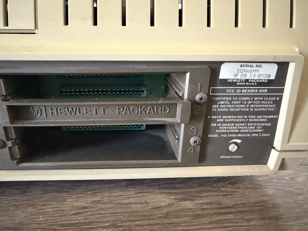HP Hewlett Packard 85B Computer