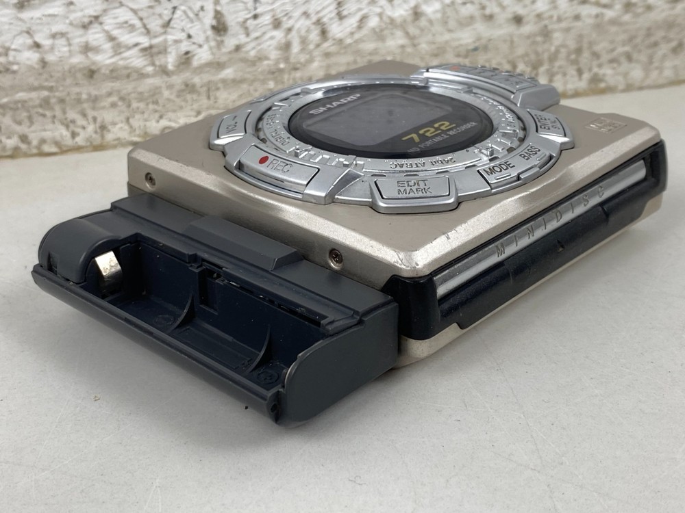 Vintage Sharp MD-MS702-S Portable Mini Disc Recorder Playe