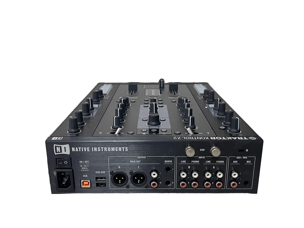 Native Instruments Traktor Kontrol Z2 2-Channel DJ Mixer Controller - Tested