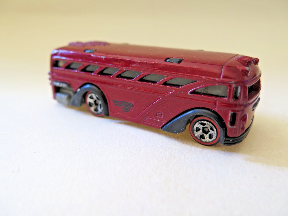 Hot Wheels - Surfin School Bus