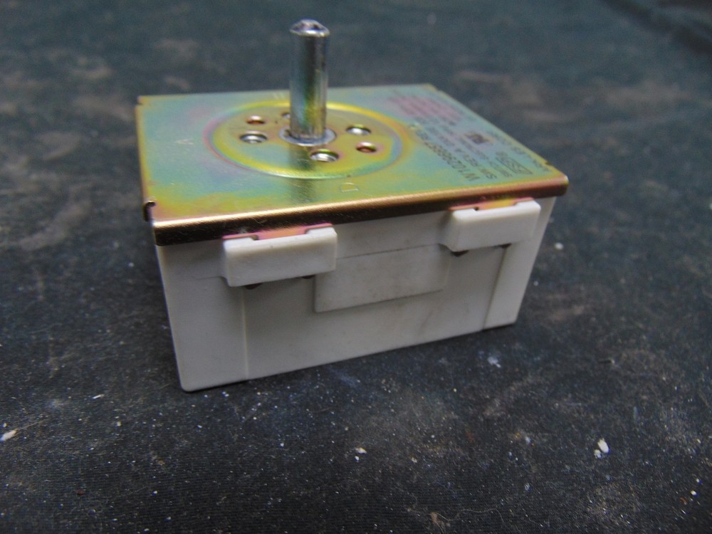 Electric Range KERS505XWH00 Surface Element Control Switch WPW10296657