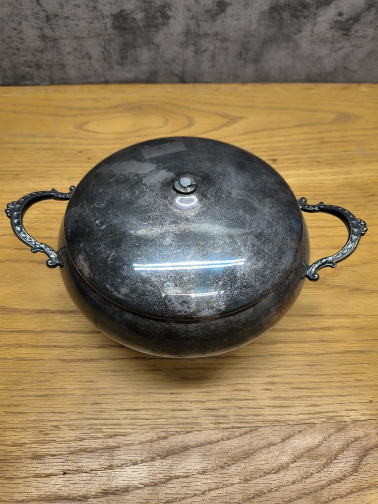 Wallace Silver Plate Covered Round Bowl Dish C 9864 Antique Silverplate