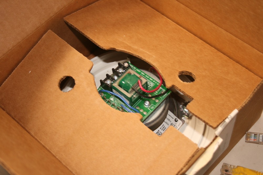 NEW OPEN BOX SIMPLEX WP_Back Box AV/VO Wall White 9200-218 J