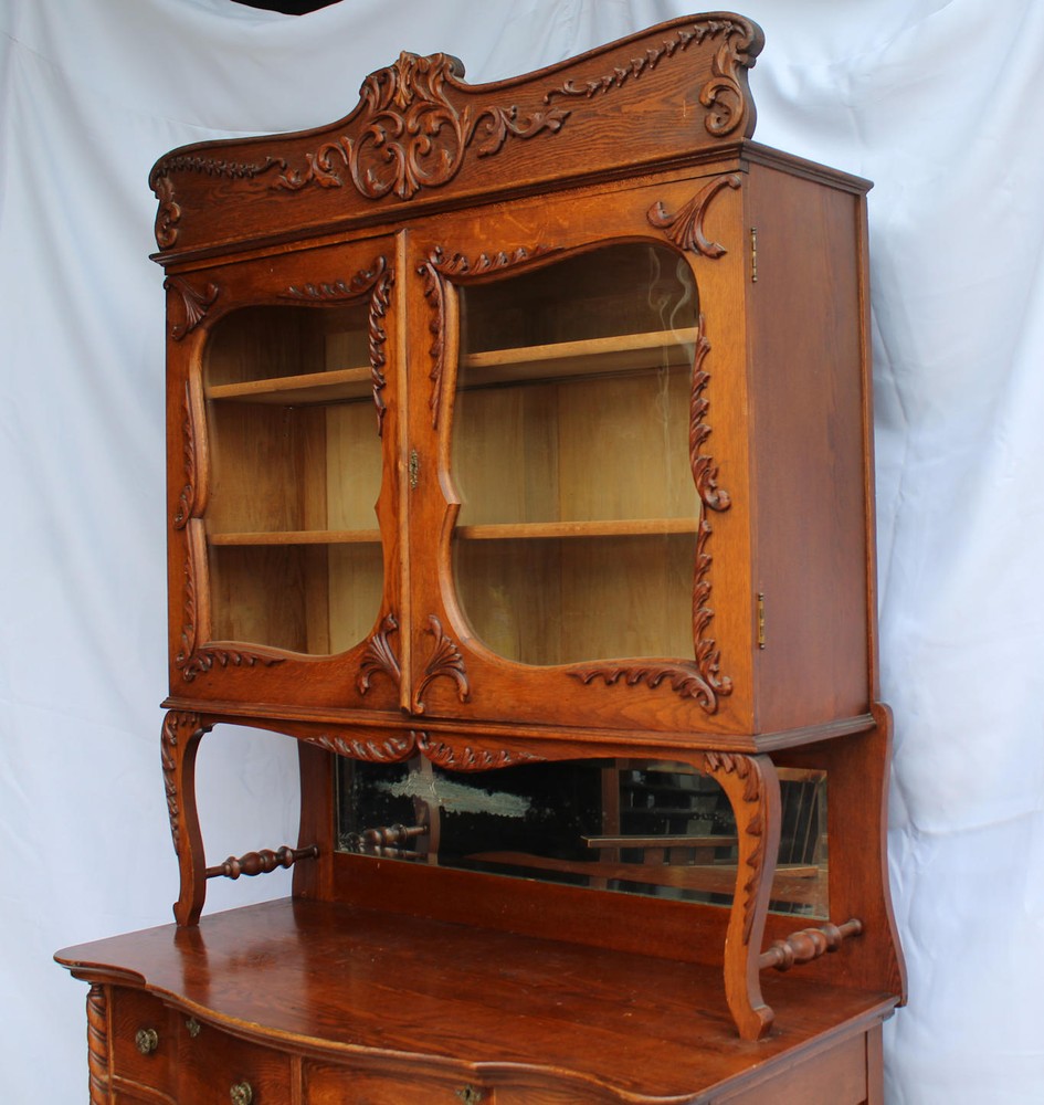 Antique Oak Breakfront Cupboard Buffet – original finish