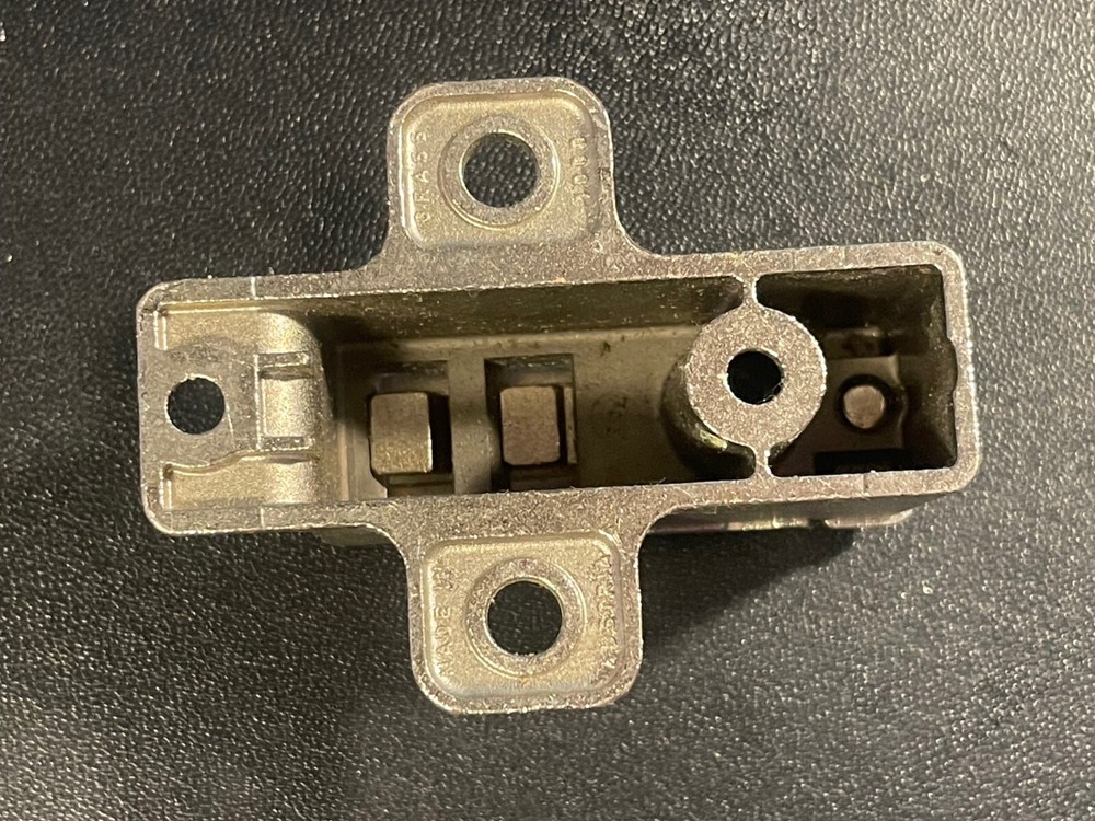 GRASS 1000 Series Slide-On Adjustable Base Plate | Discontinued Model