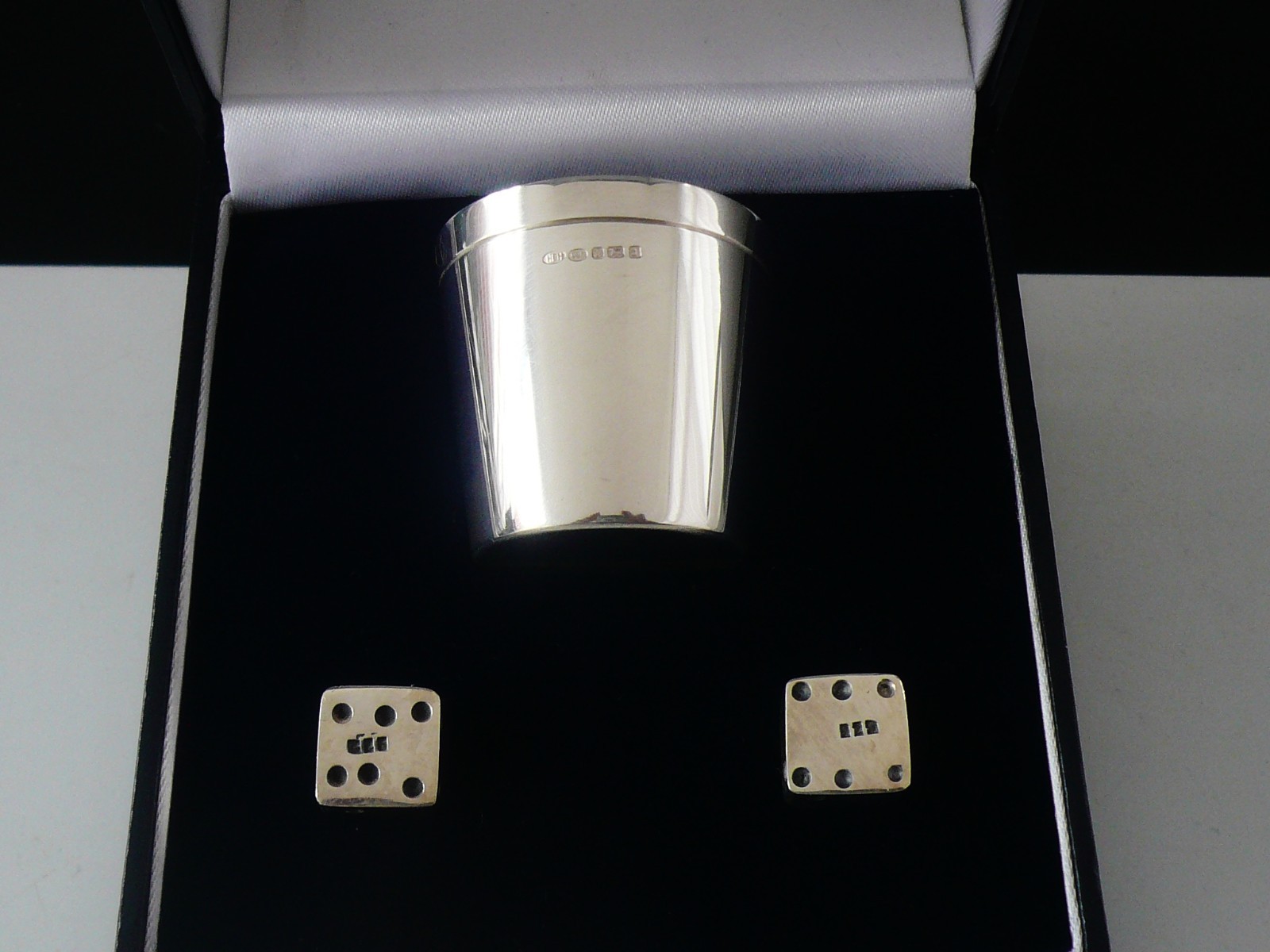 Cased Sterling Silver Dice Shaker Cup with Dice, Sheffield 2003