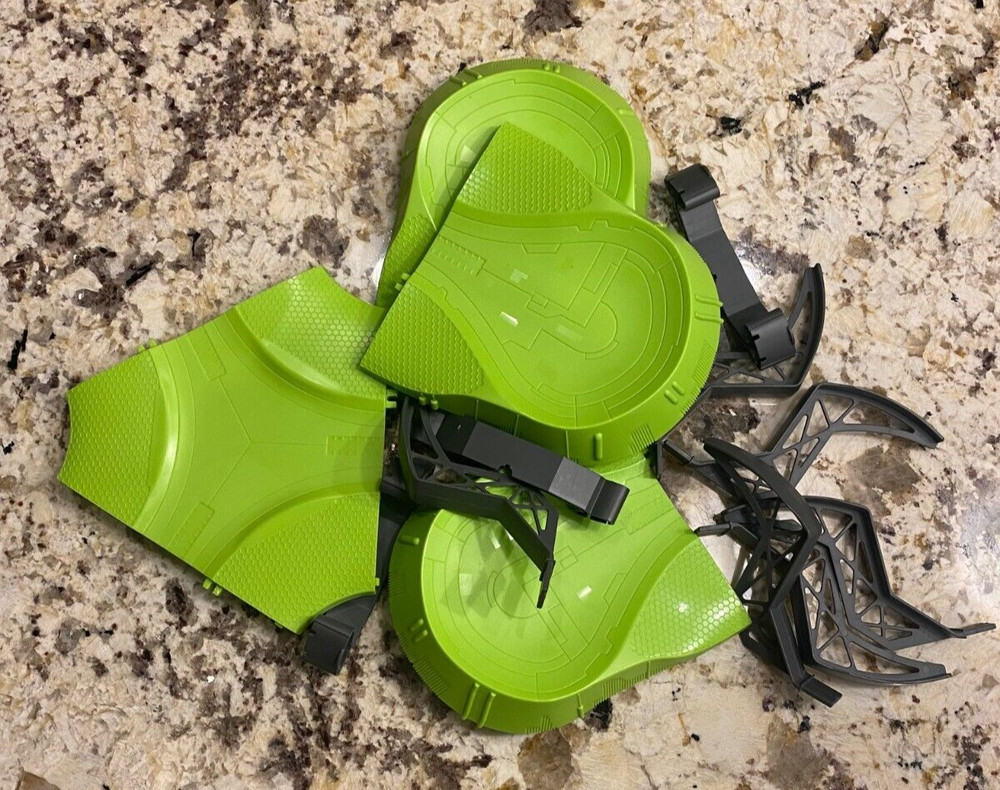 HEXBUG Gladiators Battling Robots Stadium W/ 3 Robots & Armor Complete & Works
