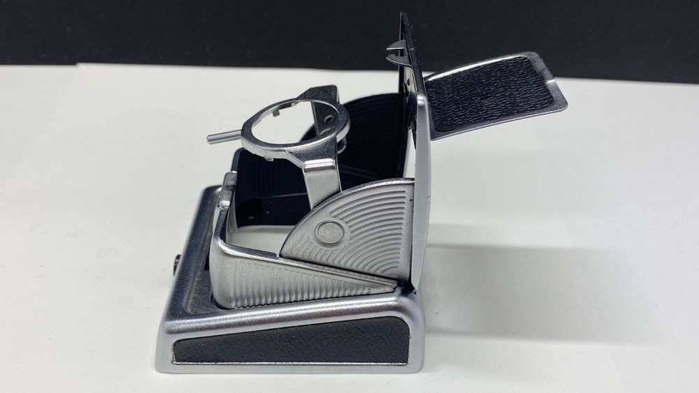 NICE! Pentacon Six Waist Level View Finder