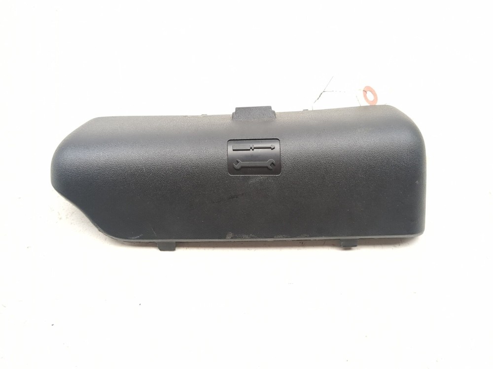 06-11 Piaggio MP3 250 Tool Kit Access Panel 623796