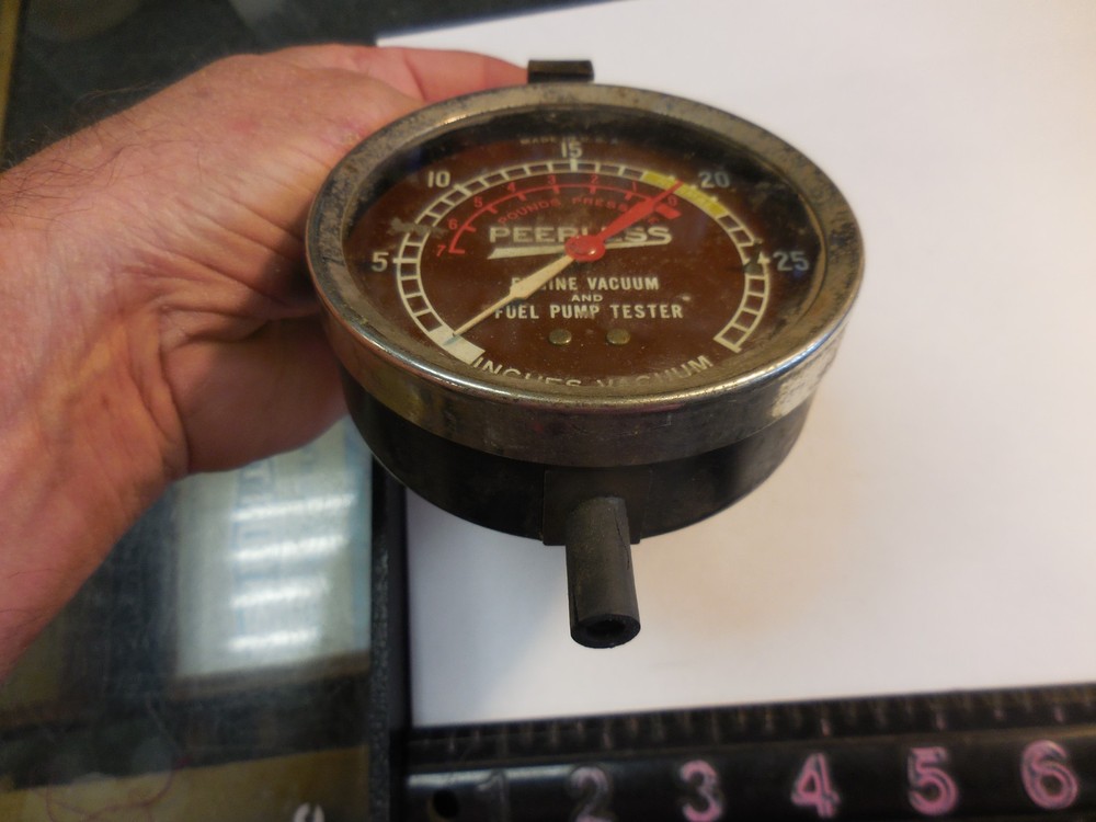 Vintage Peerless Engine Vacuum / Fuel Pump Tester