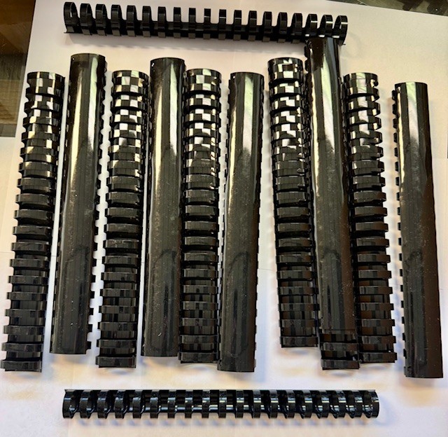 1" BLACK PLASTIC COMBS BINDERS 50 PACK