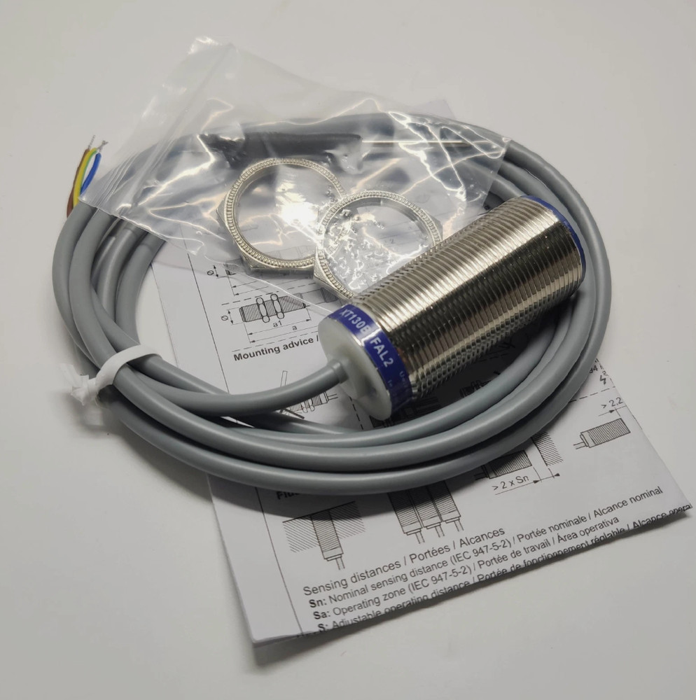 1pc for proximity switch sensor XT130B1FAL2 amk