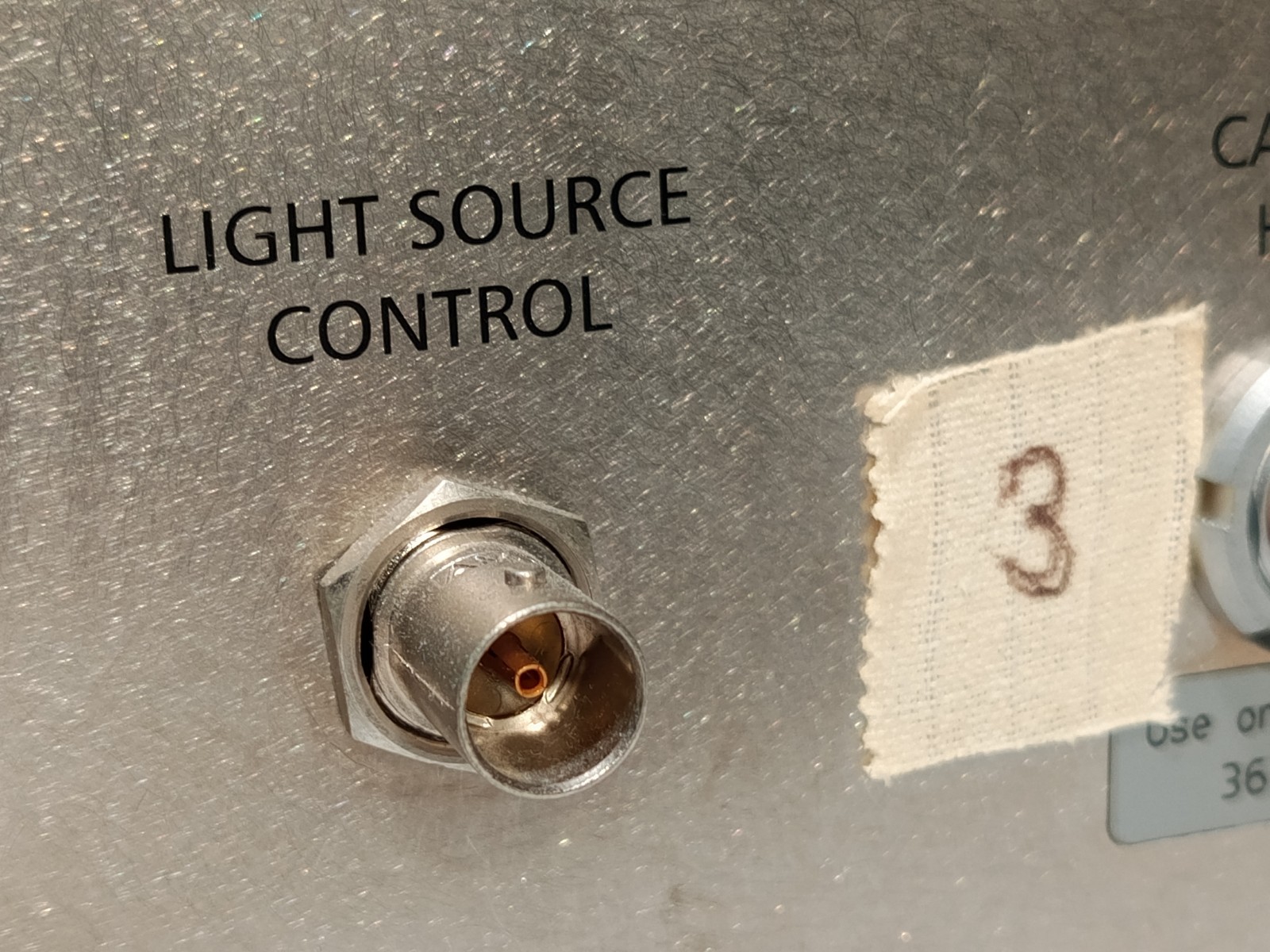 Carl Zeiss MediLive 3 CCD Mono NTSC Camera Control Unit MNR 1030-466 as shown