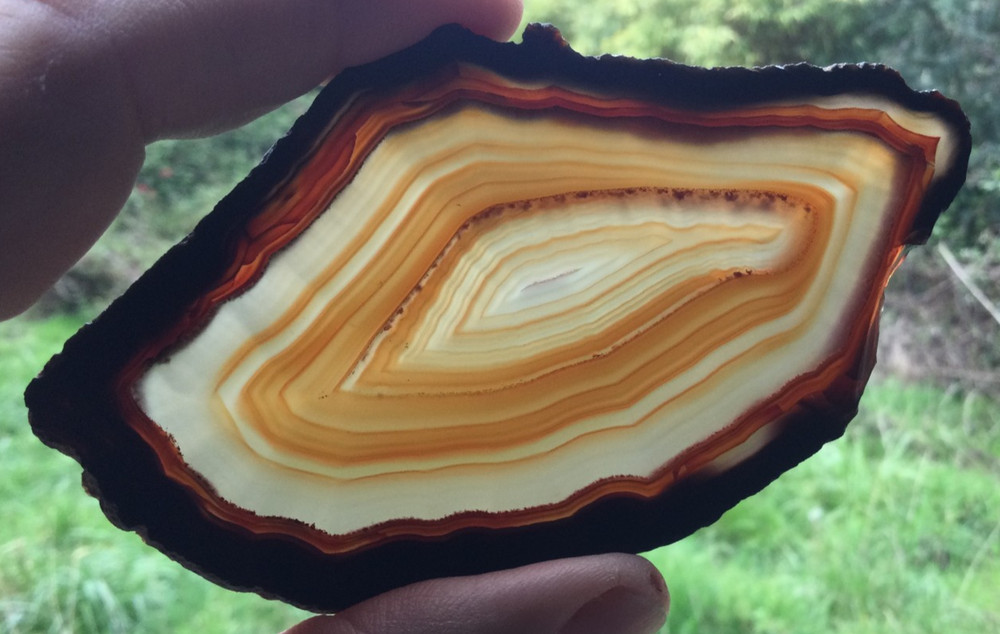 Banded Agate Slab - Full Pattern Parallax - 2-1/2" x 4-1/2" - 68 Grams