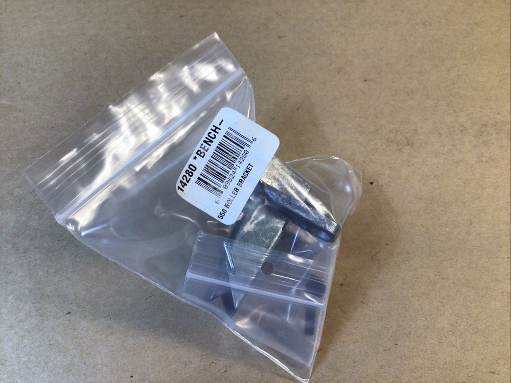 Dillon 550 Roller Bracket # 14280 New