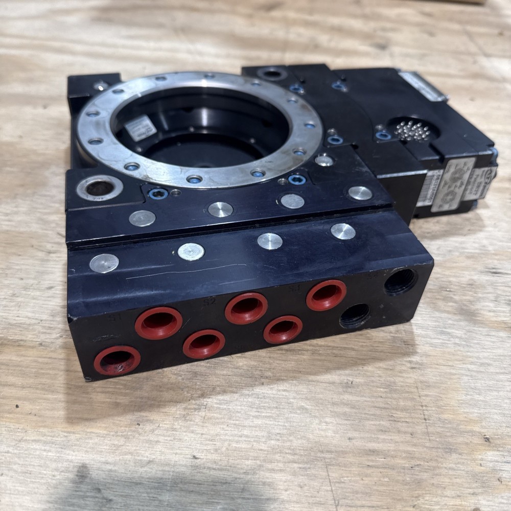 ATI ROBOTIC TOOL CHANGER QC210 Many Additions Used