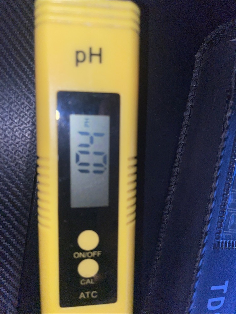 2 digital water ph testing sticks working lightly Used Good Condition