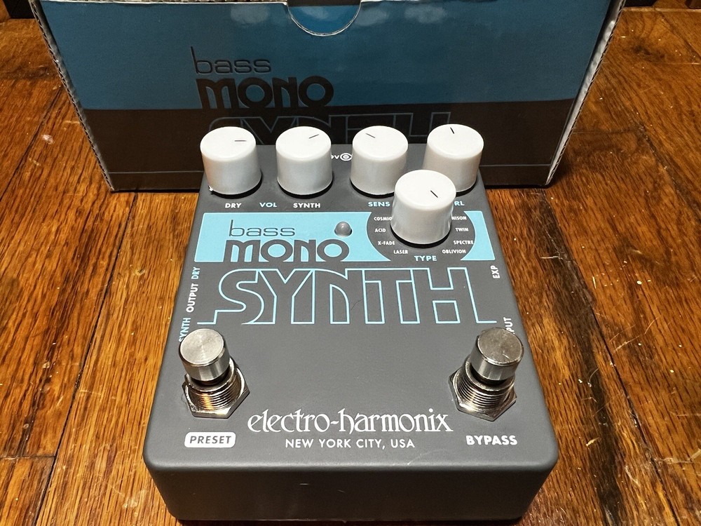 Electro-Harmonix Bass Mono Synth Pedal