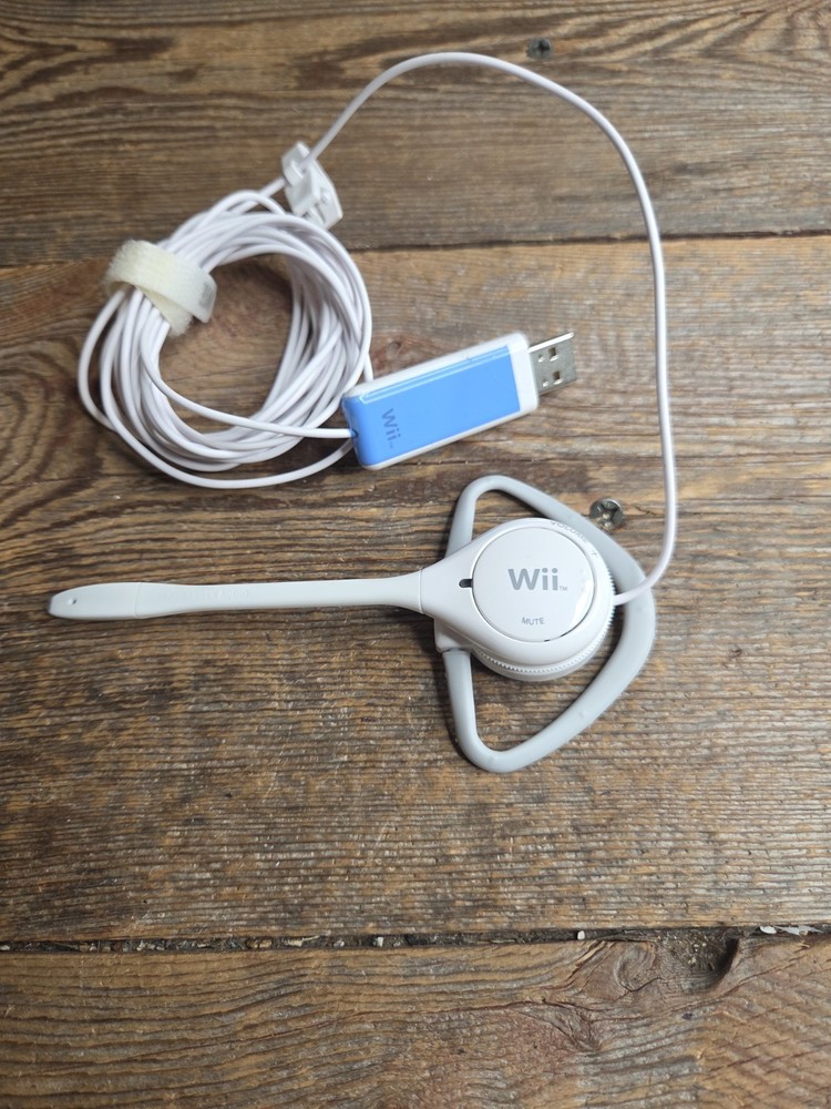 Wii PDP Headbanger White Ear-Hook Headsets