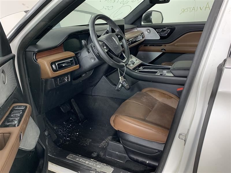 Camera/Projector Camera Windshield Mounted Fits 20-24 AVIATOR 2373236
