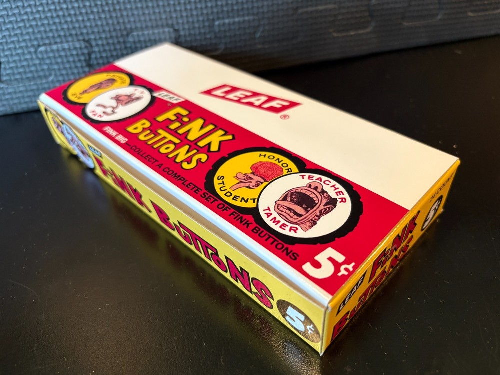 Fink Buttons - Empty custom design display box