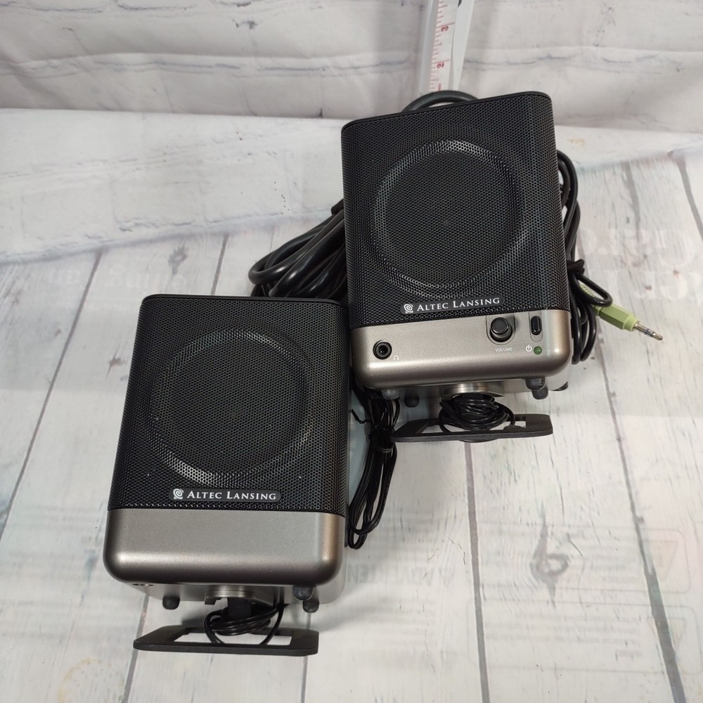 Altec Lansing 221 2.1 Computer Speaker System Subwoofer Satellites Multimedia PC