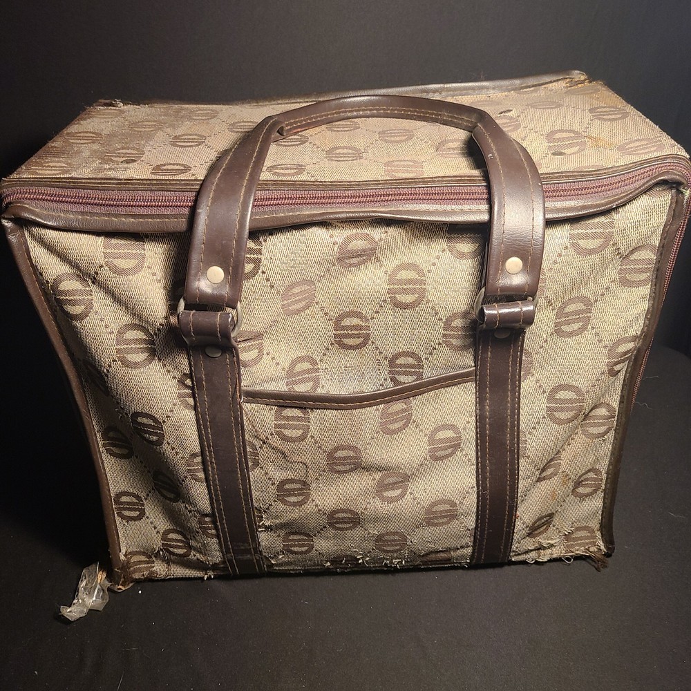 Brother Sewing Machine Model VX560 in Soft Side Carrying Case