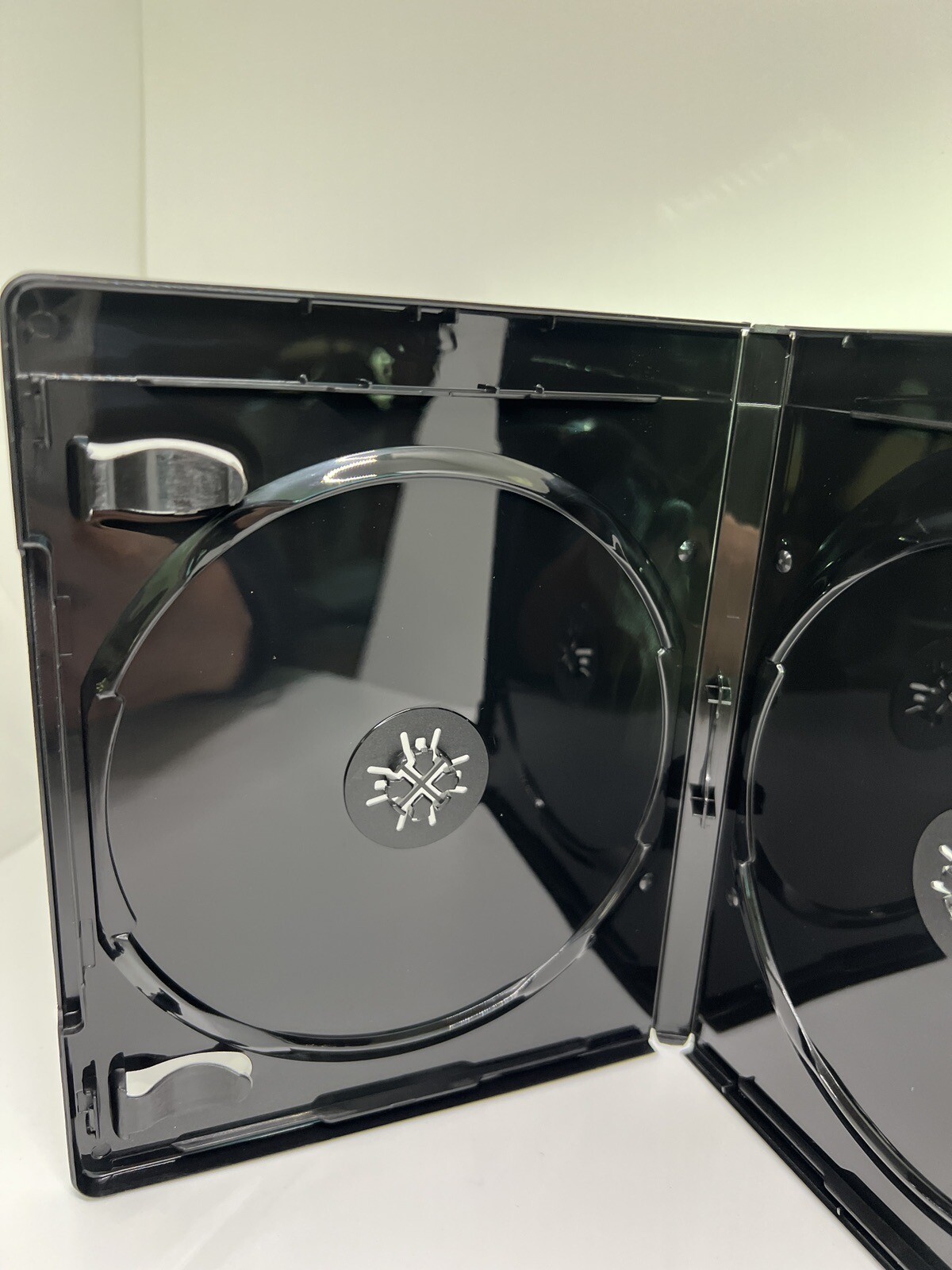 2 PCS NEW 12mm Double Blu-Ray DVD Case, Embossed Blu-Ray Logo, Black,YH28-12MM