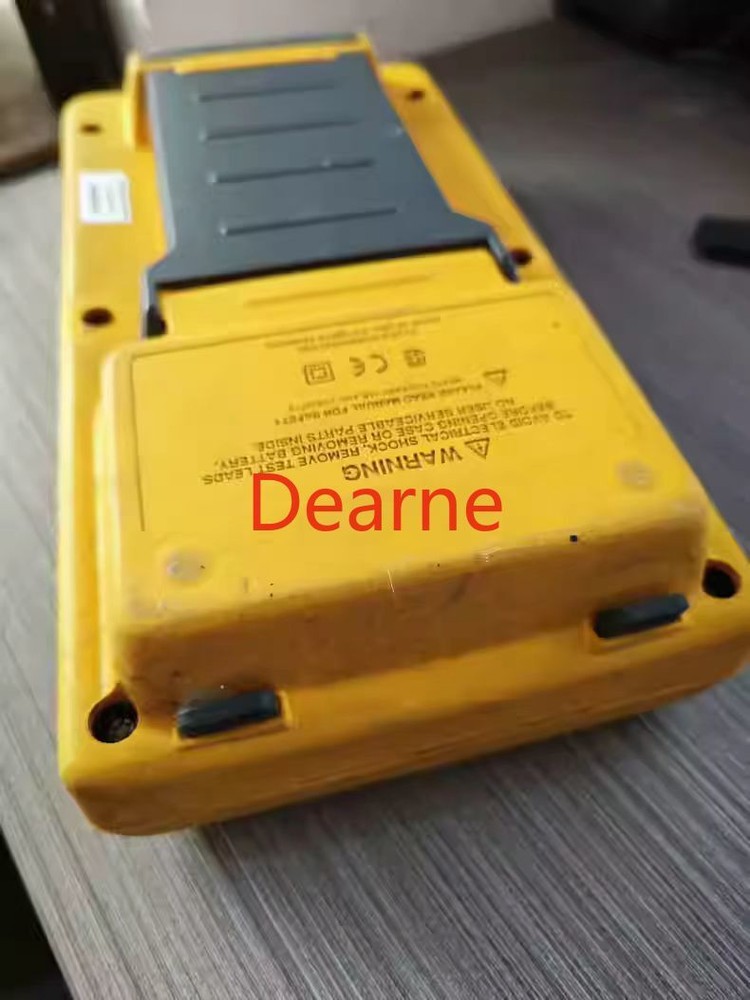 Fluke 743B Documenting Process Calibrator