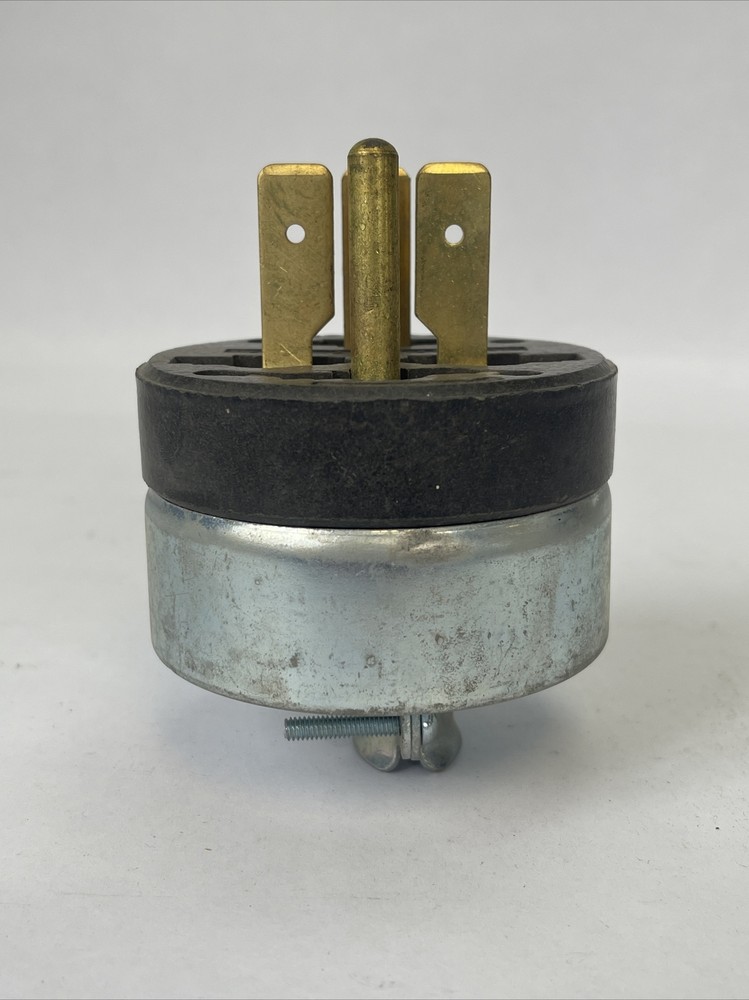 HUBBELL 8431 PLUG 30A 250V