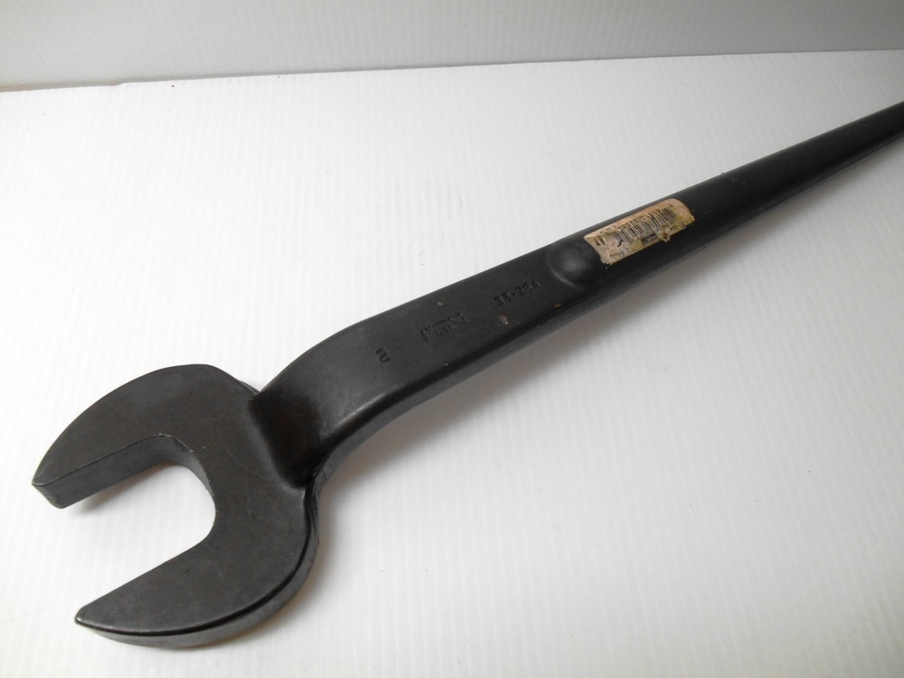 Armstrong 32–564 2″ Structural Wrench – Black Oxide, Open End