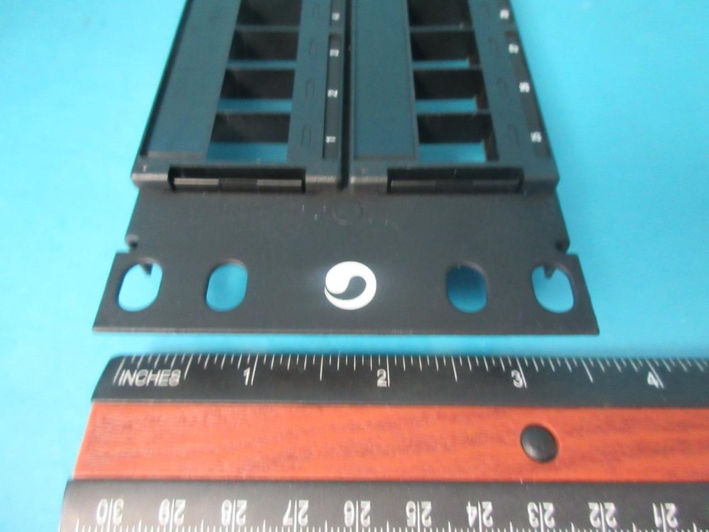 NEW COMMSCOPE 1933308-1 SL SERIES PATCH PANEL MULTIMEDIA 48-PORT FLAT FRONT
