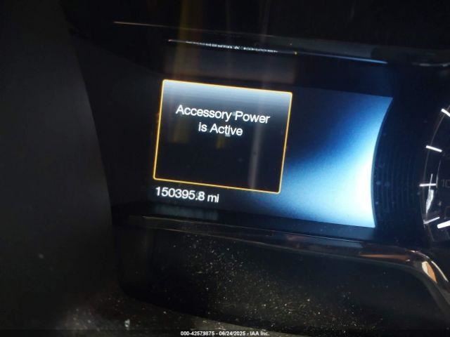 MKS 2014 Glove Box 4899431