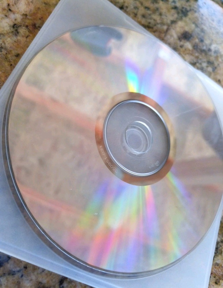 CD-ROM Roxio Creator - 2003. Ver. 5.3.5.10k Basic. Rev. K1 Acceptable Condition