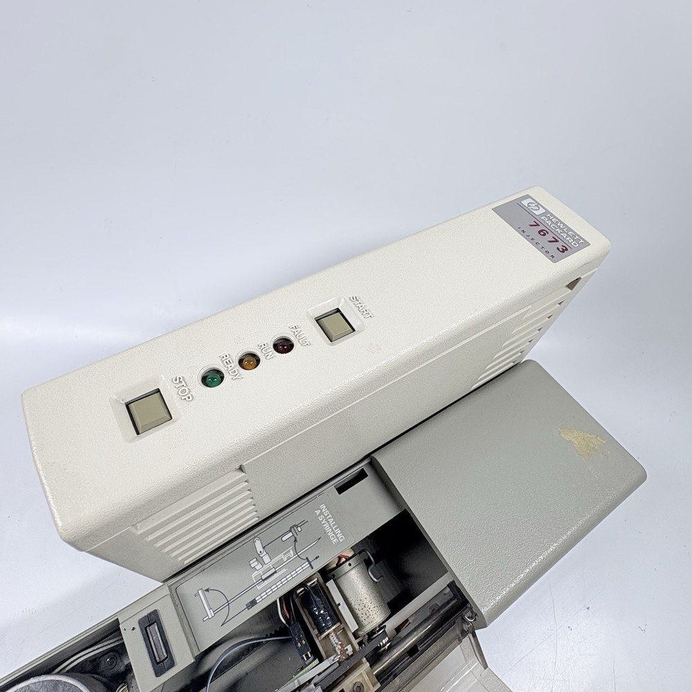 HP Hewlett Packard 7673 Injector Model 18593B -UNTESTED /for Parts