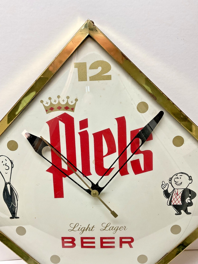 Vintage PIELS Light Lager Beer Clock