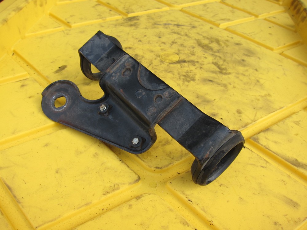 1995 Suzuki GS500 E OEM HEADLIGHT BRACKET