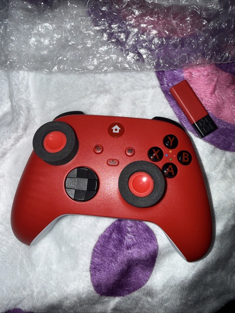 Red Wireless Controller - Versatile Compatibility