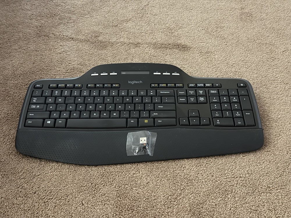 Logitech MK710 Wireless Keyboard With USB Dongle