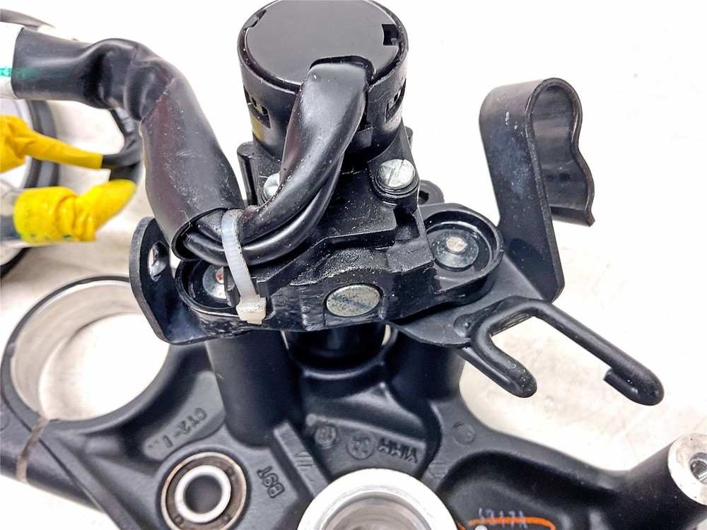 2024 Yamaha MT-03 Lock Set