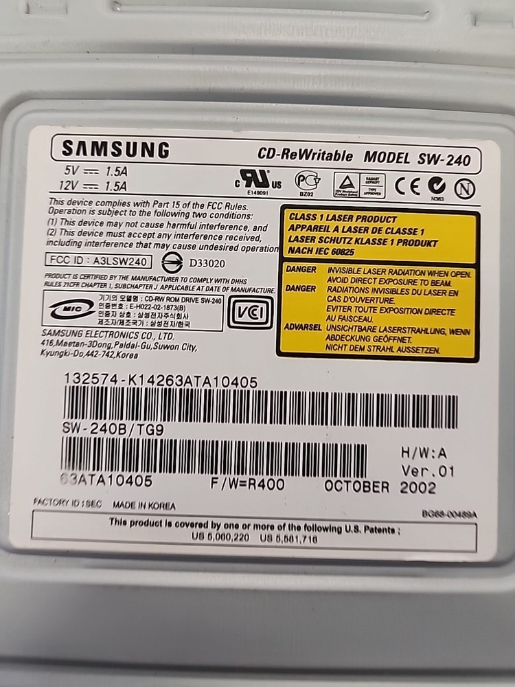 Samsung SW-240 CD-Rewritable Drive