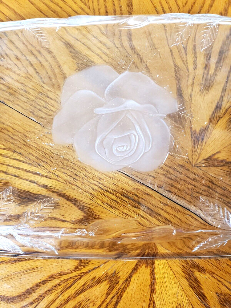 Cristal d'Arques Glass Embossed -Etched Rose Pattern Rectangle Serving Platter
