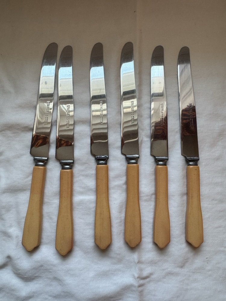 Vintage Butterscotch Bakelite Knives 6pc.