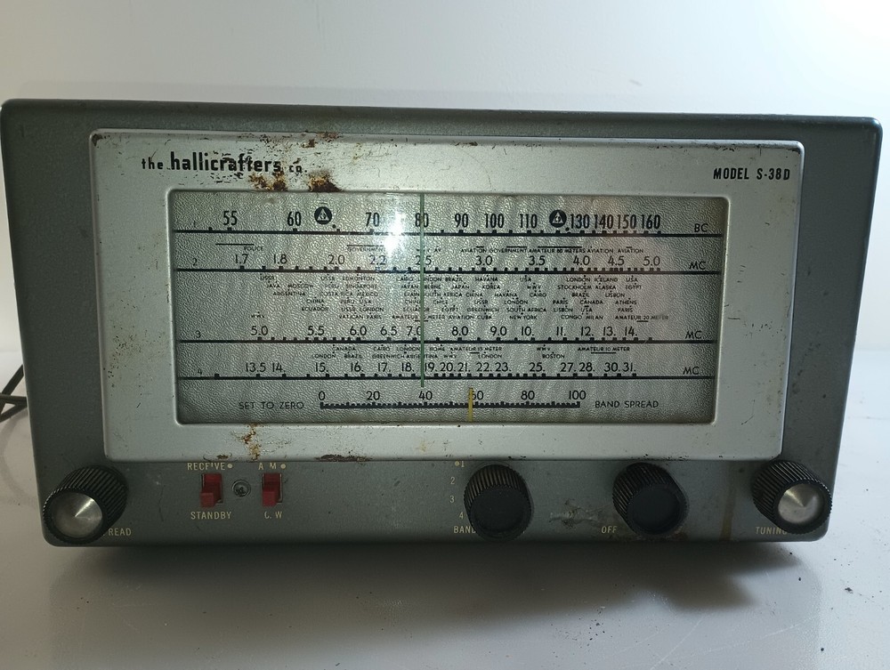 Vintage 1950's Hallicrafters S-38D Ham Radio Receiver