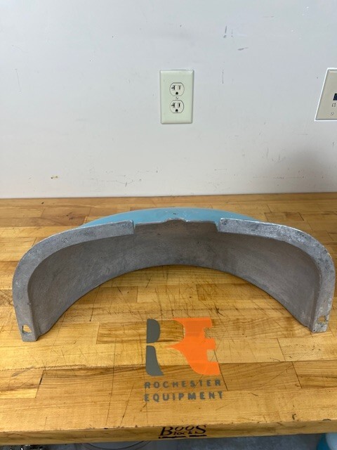 Erika Divider Rounder Metal Hoods