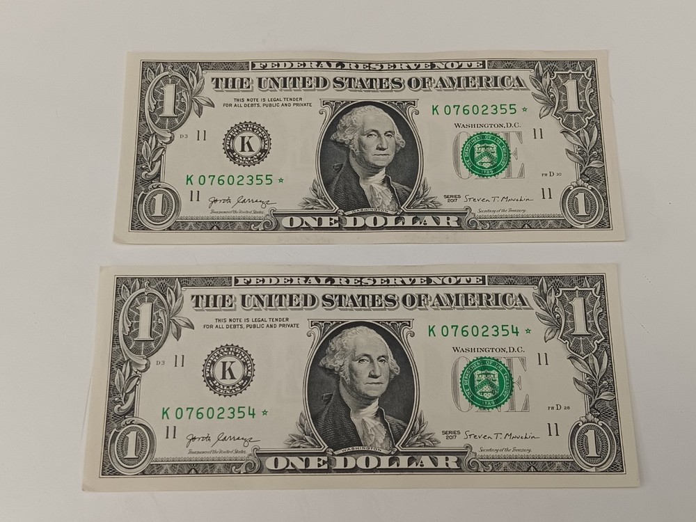 2 $1 US Star Notes Sequential Serials : Free Shipping