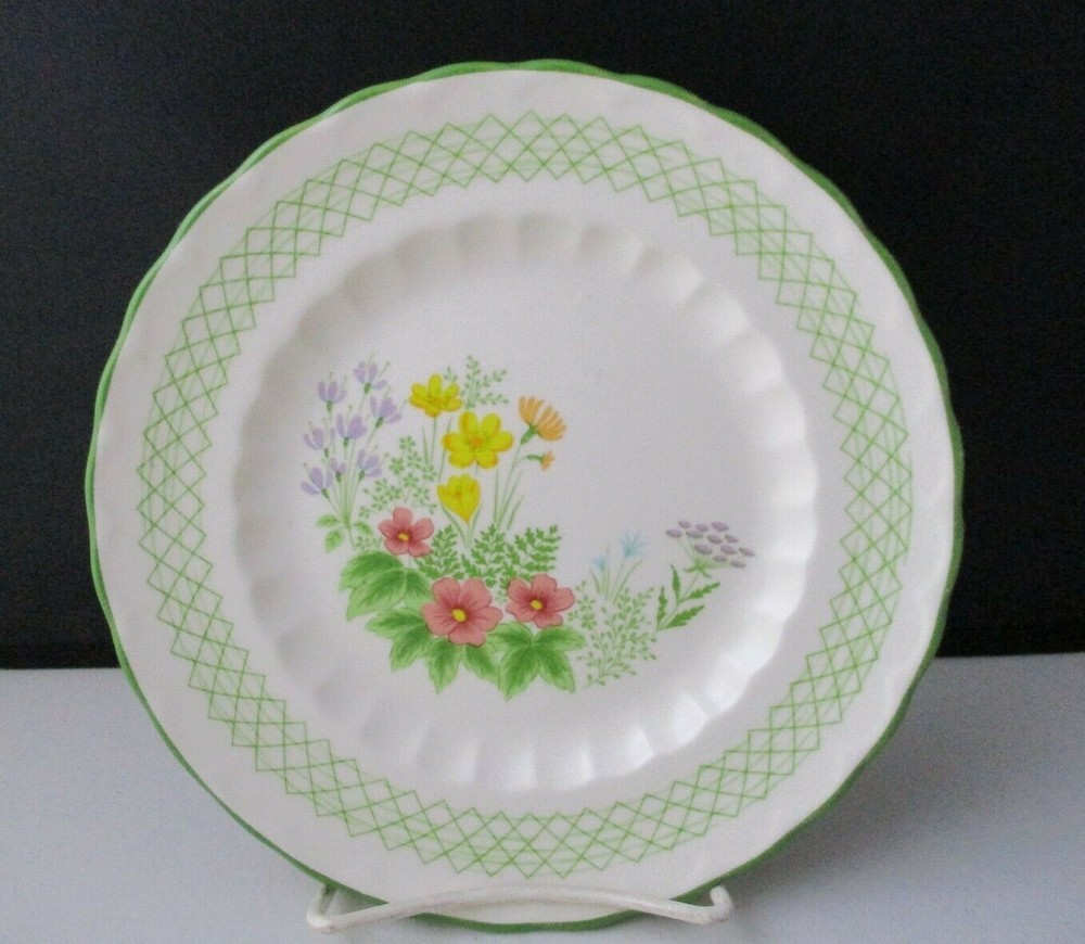 METLOX MEADOW SALAD PLATE   - 7 5/8"  0704B
