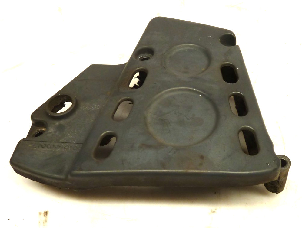 Suzuki RF600 Sprocket cover casing .